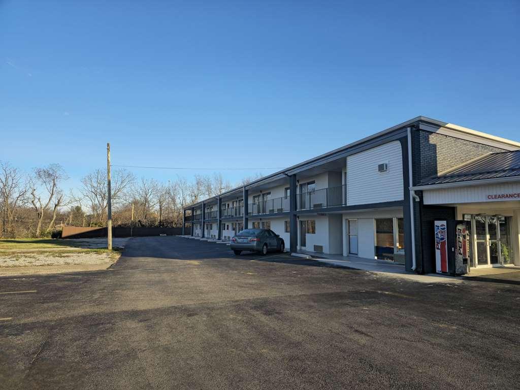Americas Best Value Inn Elizabethtown Bagian luar foto